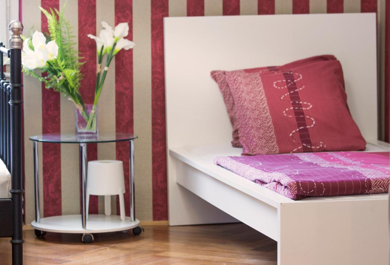 Guesthouse Centar 2 Ζάγκρεμπ Εξωτερικό φωτογραφία