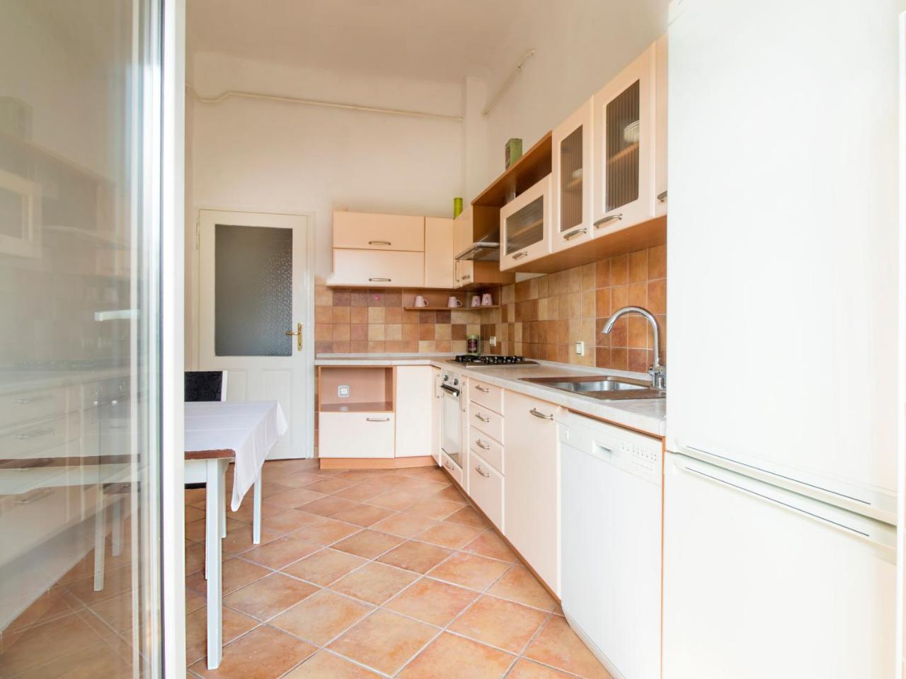 Guesthouse Centar 2 Ζάγκρεμπ Εξωτερικό φωτογραφία