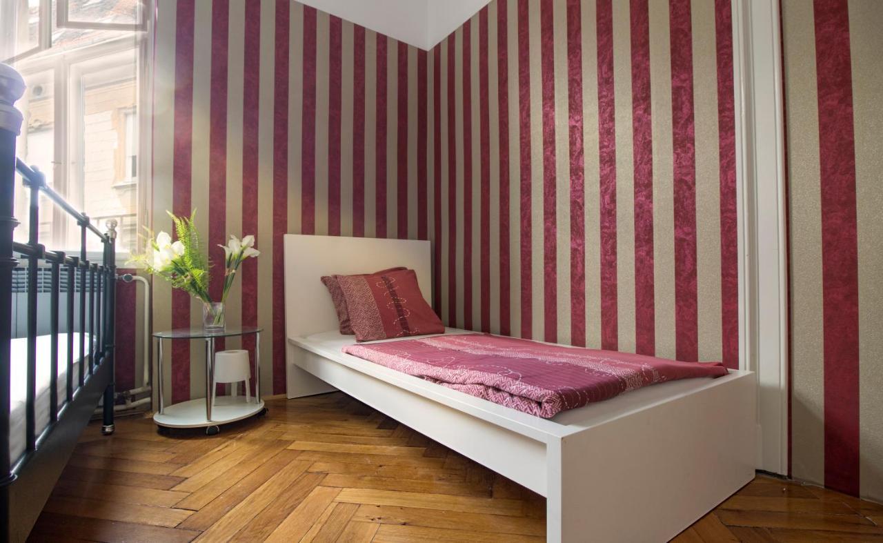 Guesthouse Centar 2 Ζάγκρεμπ Εξωτερικό φωτογραφία